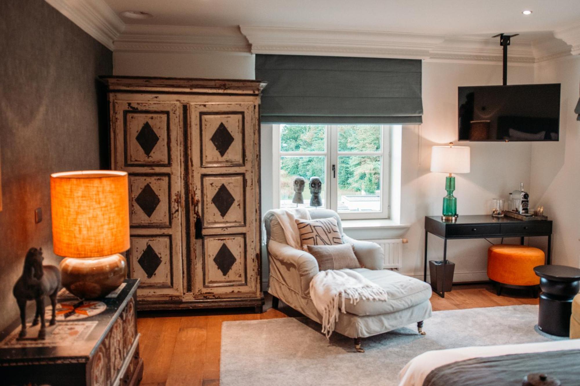 B&B Maison Mairie Хаселт Екстериор снимка